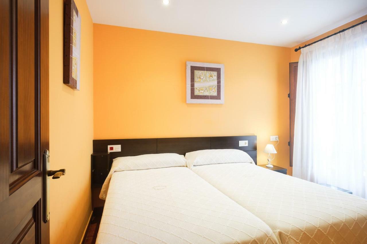 Apartamentos De Herminia Manzaneda  Eksteriør bilde