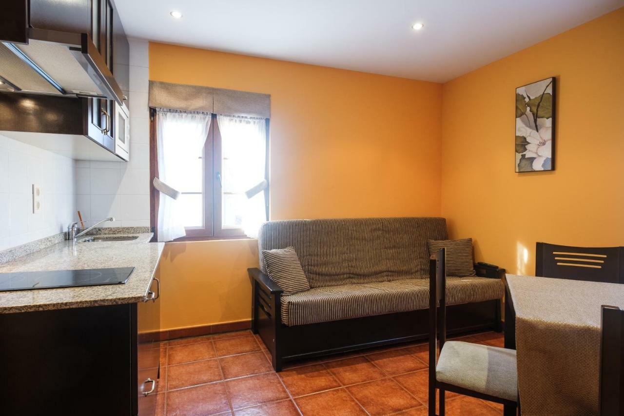 Apartamentos De Herminia Manzaneda  Eksteriør bilde