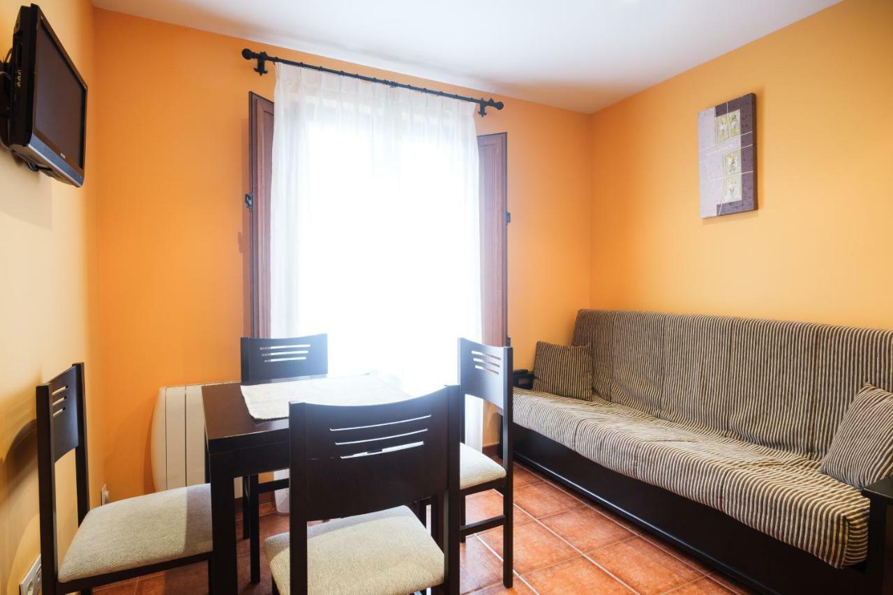 Apartamentos De Herminia Manzaneda  Eksteriør bilde
